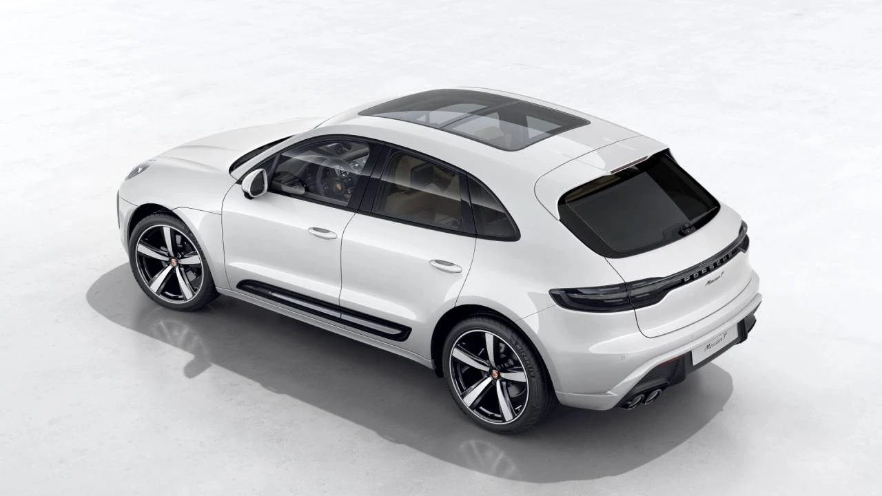 2026 Porsche Macan T - Image 4 of 10