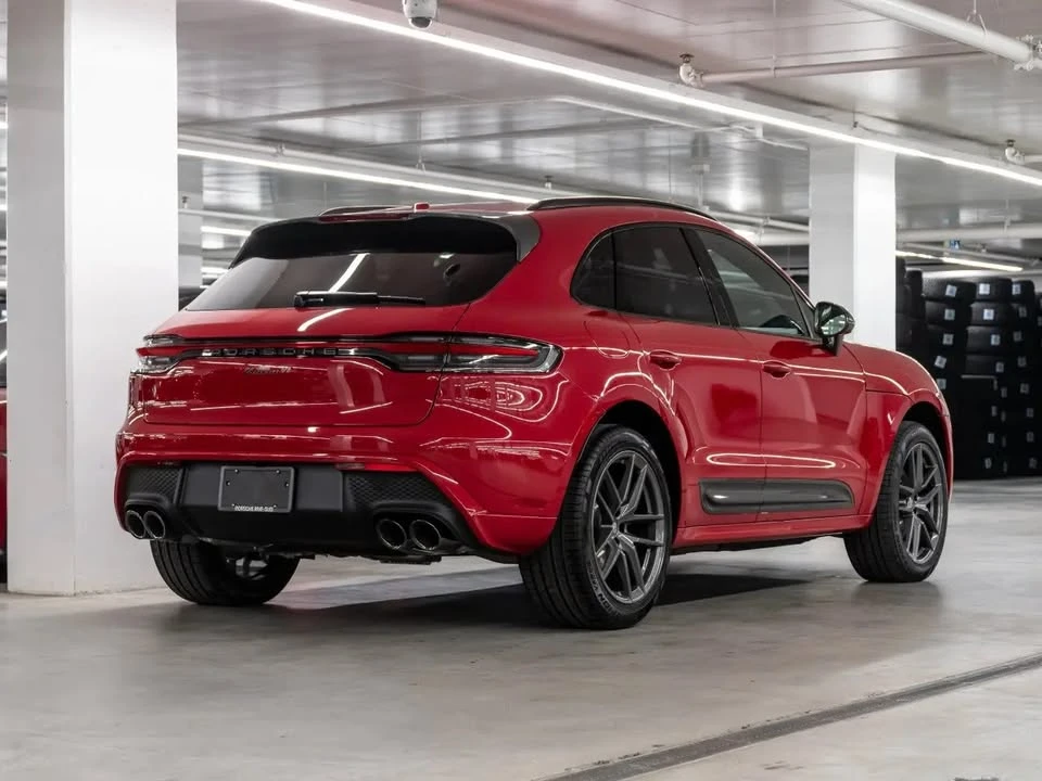 2026 Porsche Macan T - Image 3 of 5