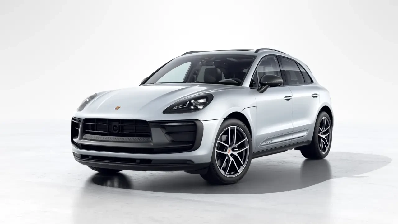 2026 Porsche Macan T - Image 8 of 30