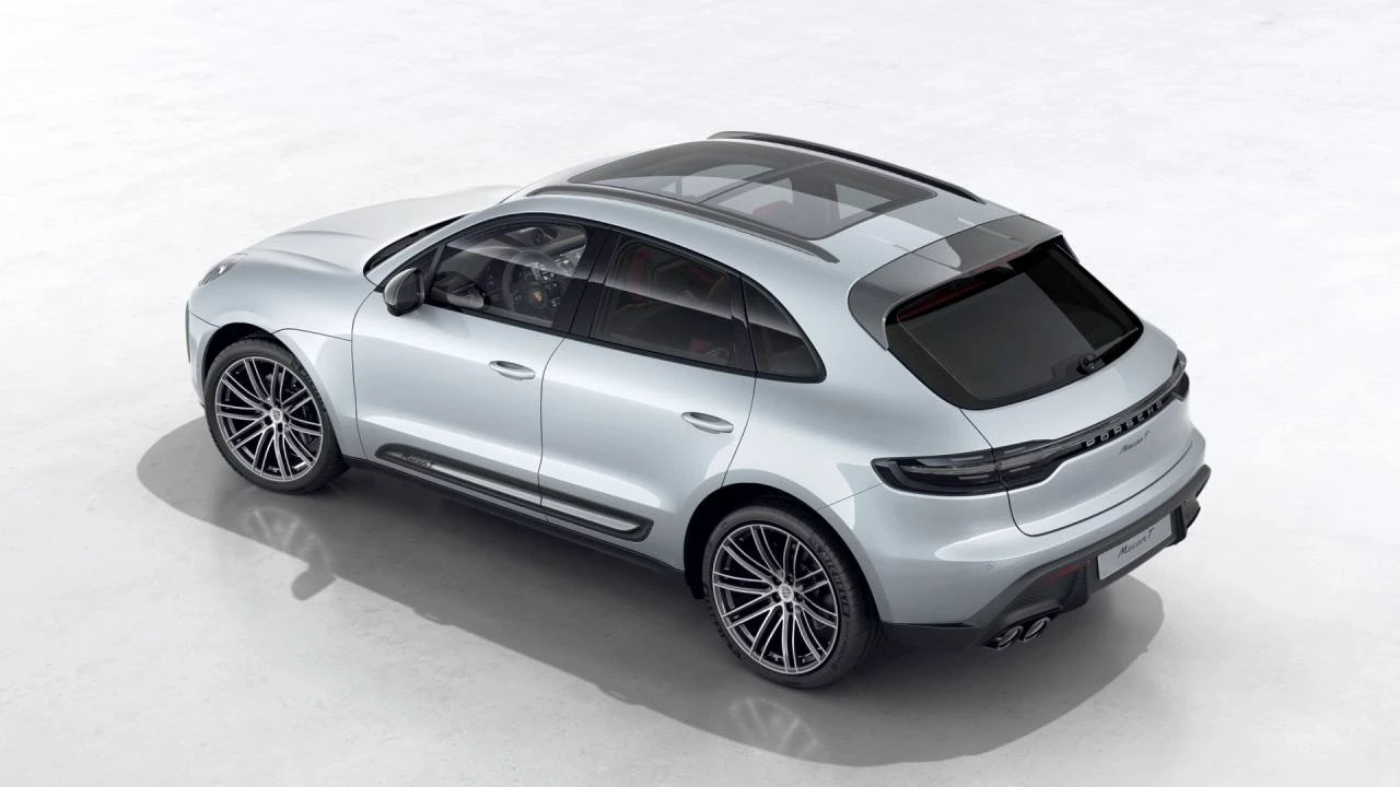 2026 Porsche Macan T - Image 4 of 10