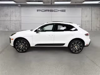 2026 Porsche Macan T - Image 9 of 31