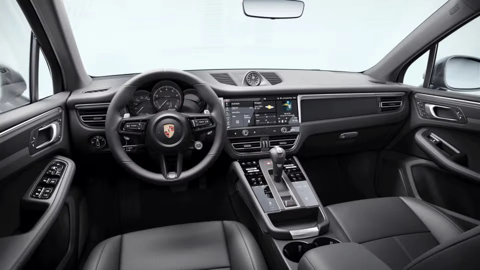 2026 Porsche Macan T - Image 27 of 30