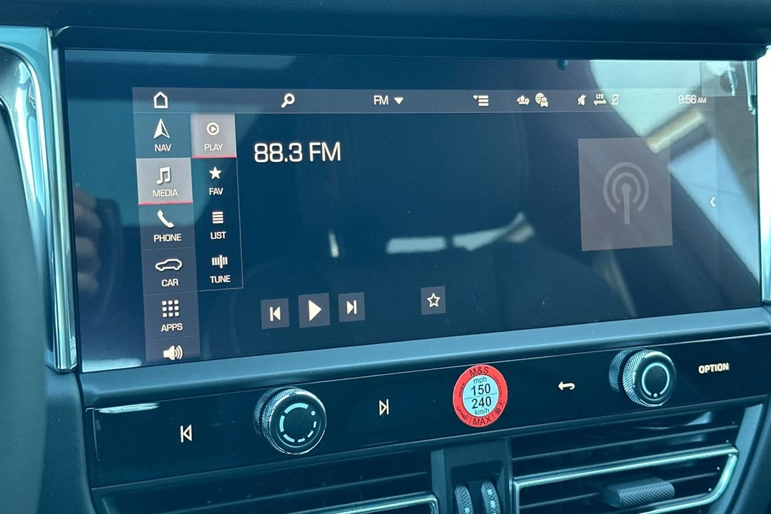 2026 Porsche - Image 23 of 31