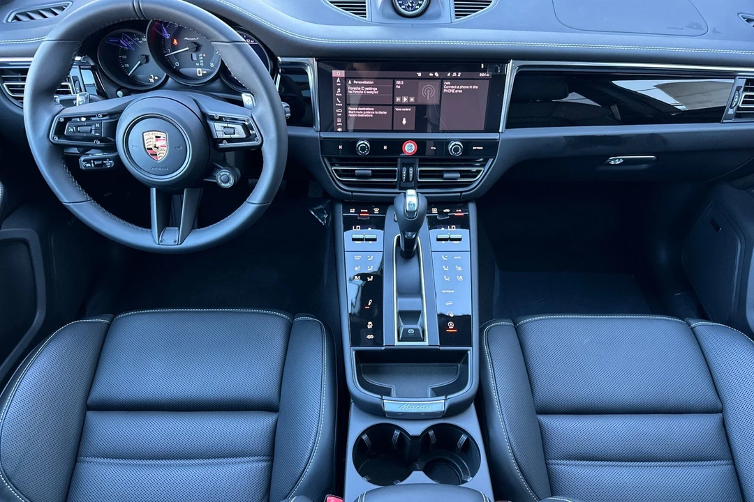 2026 Porsche Macan T - Image 6 of 31
