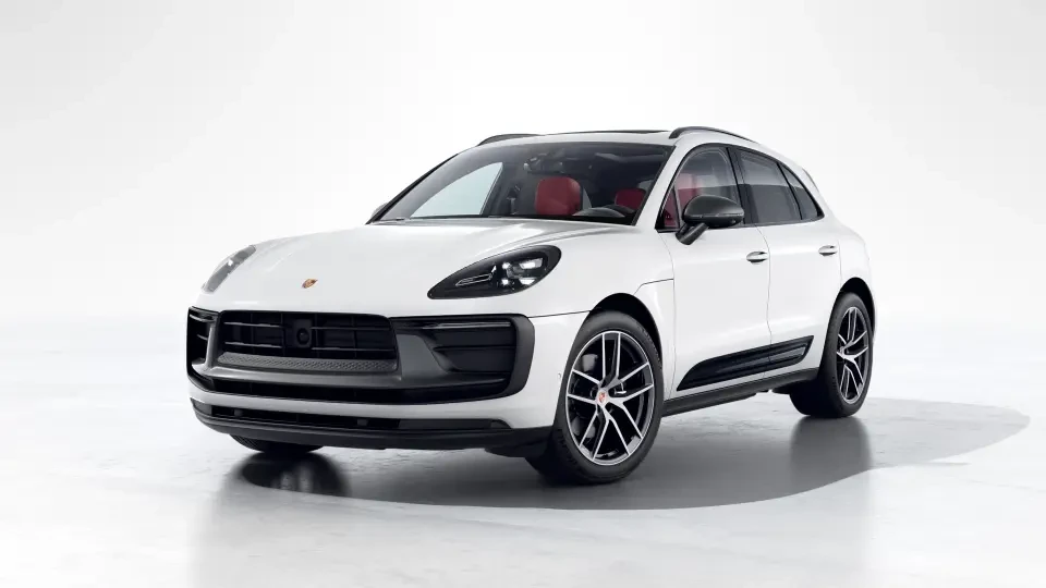 2026 Porsche Macan T - Image 7 of 31