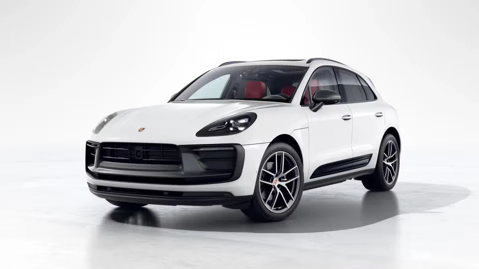 2026 Porsche Macan T - Image 3 of 31