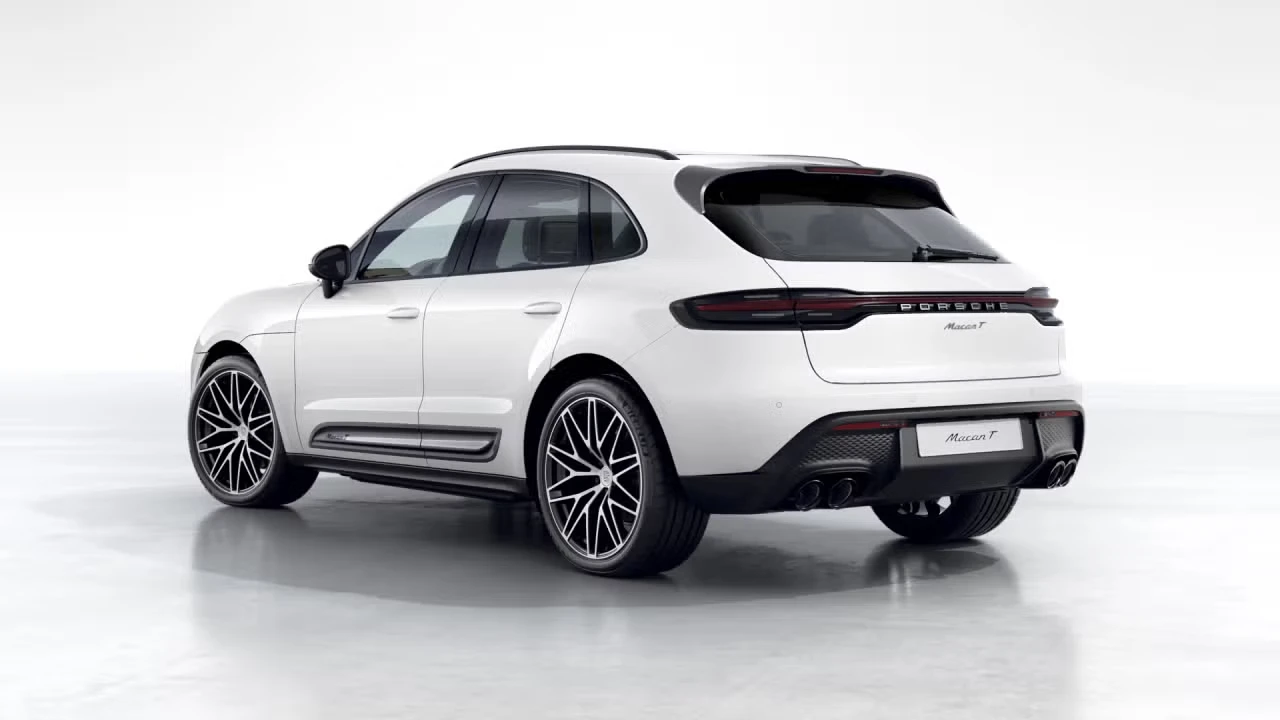 2026 Porsche Macan T - Image 20 of 31