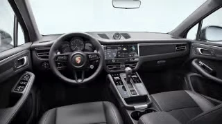 2026 Porsche Macan T - Image 25 of 31