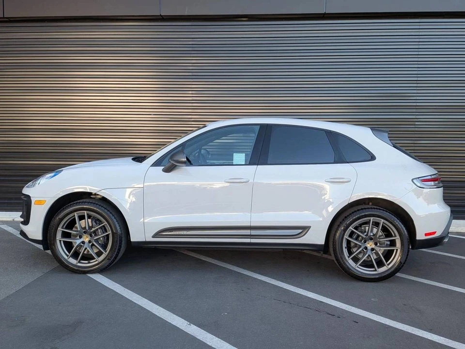 2026 Porsche Macan T - Image 2 of 5