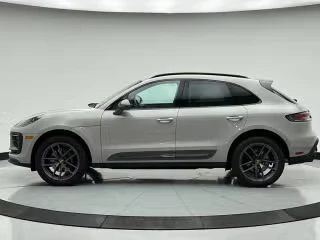 2026 Porsche Macan T - Image 9 of 31