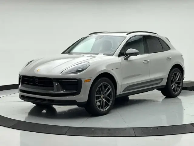 2026 Porsche Macan T - Image 6 of 31