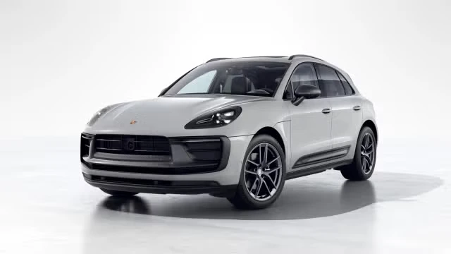 2026 Porsche Macan T - Image 2 of 31