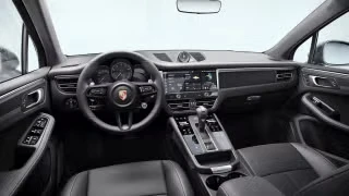 2026 Porsche Macan T - Image 25 of 30