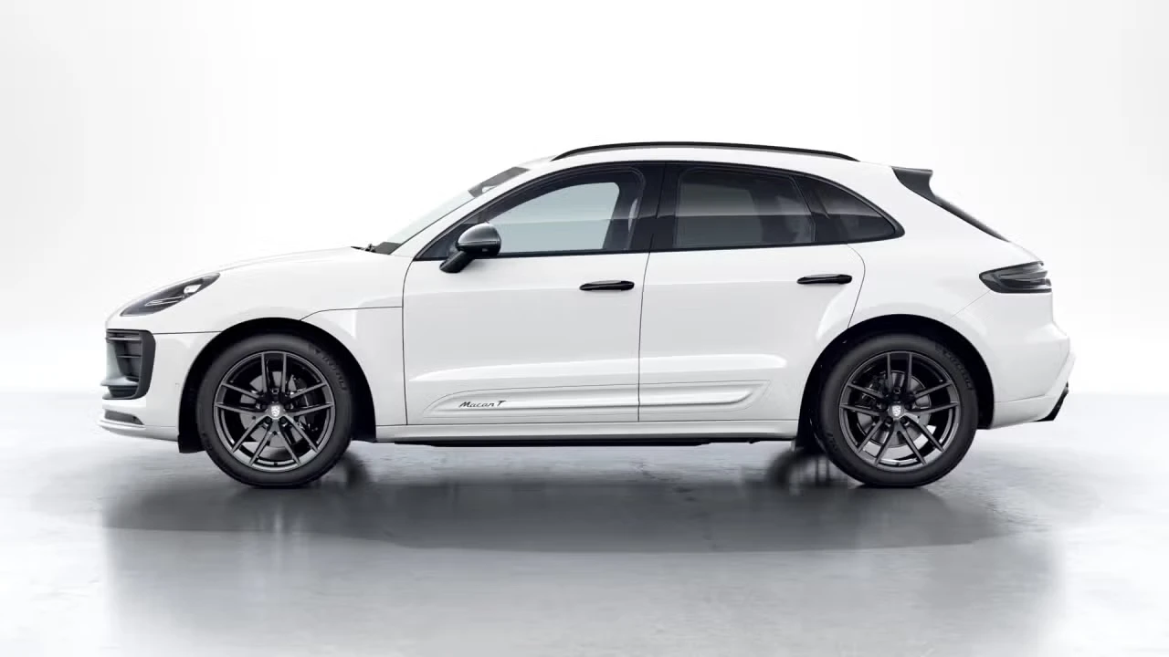 2026 Porsche Macan T - Image 12 of 30