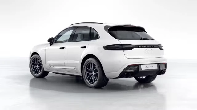2026 Porsche Macan T - Image 18 of 30