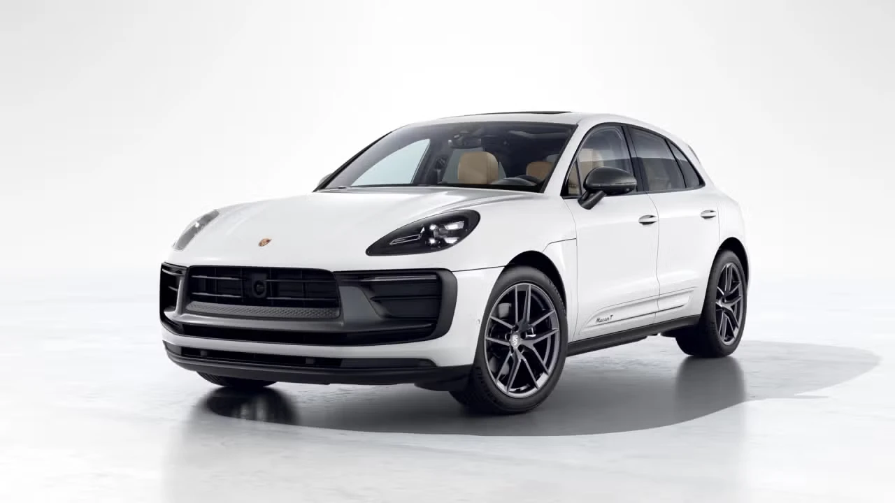 2026 Porsche Macan T - Image 4 of 30
