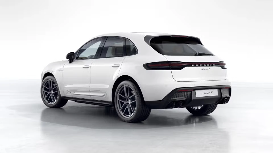 2026 Porsche Macan T - Image 19 of 30