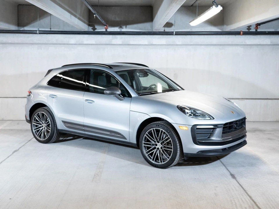 2026 Porsche Macan T - Image 7 of 29