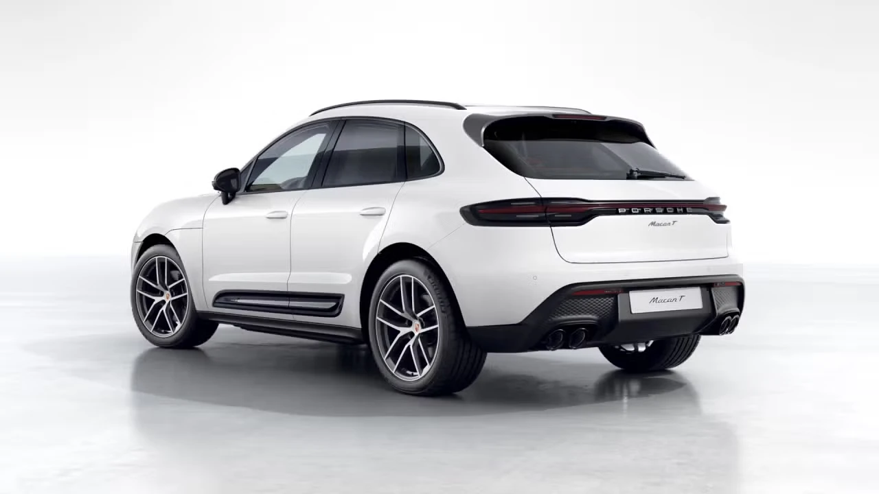 2026 Porsche Macan T - Image 20 of 30
