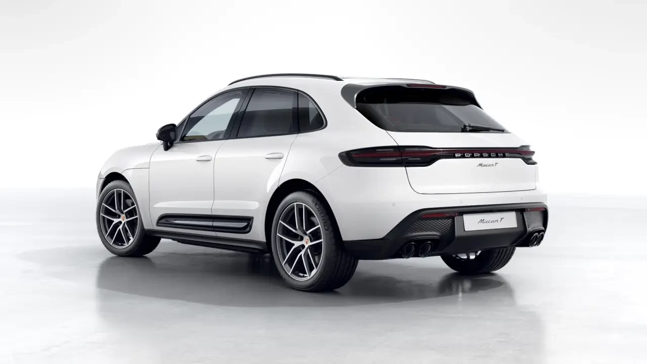 2026 Porsche Macan T - Image 24 of 30