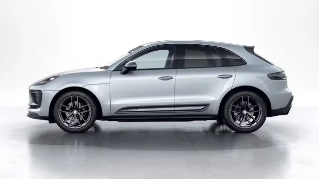 2026 Porsche Macan T - Image 10 of 31