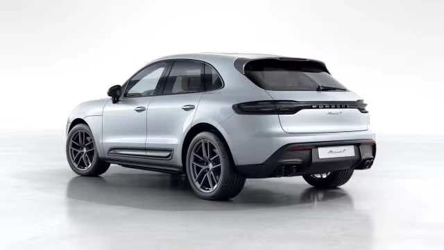 2026 Porsche Macan T - Image 18 of 31