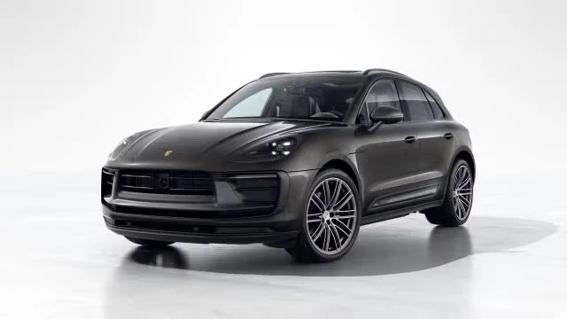 2026 Porsche Macan T - Image 2 of 31