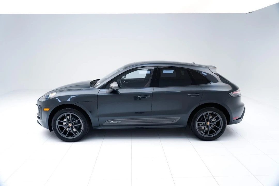 2026 Porsche Macan T - Image 2 of 31