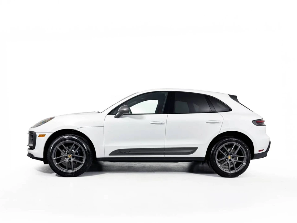 2026 Porsche Macan T - Image 2 of 5