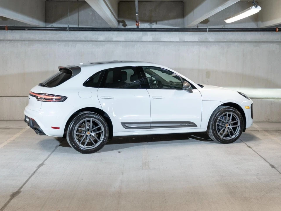 2026 Porsche Macan T - Image 9 of 29