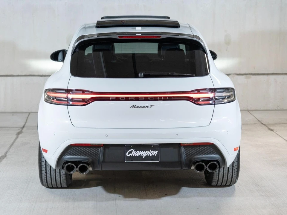 2026 Porsche Macan T - Image 10 of 29