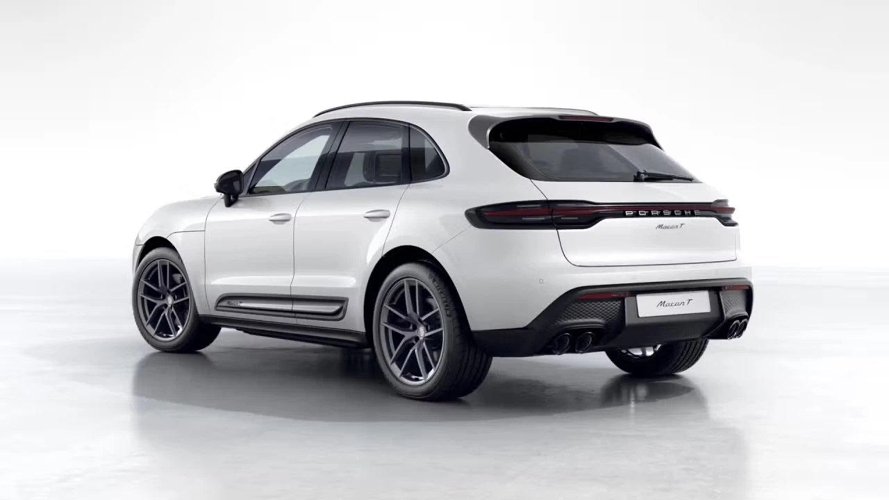 2026 Porsche Macan T - Image 20 of 31