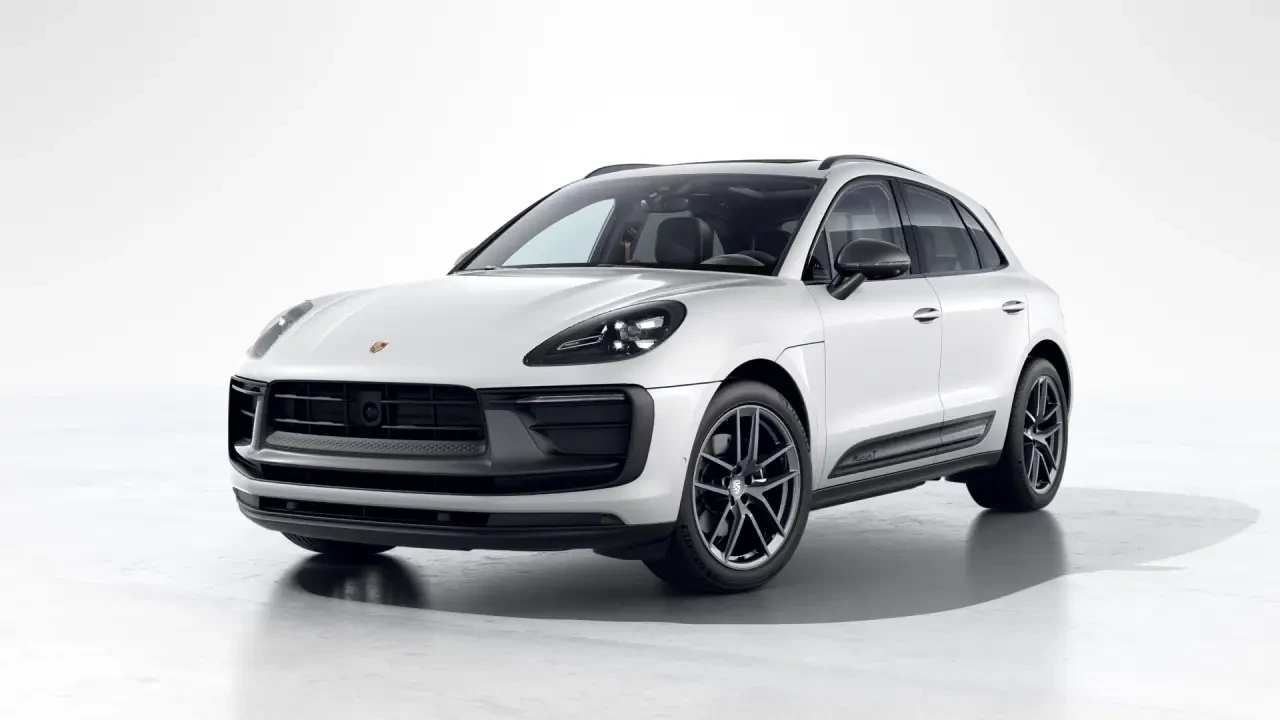 2026 Porsche Macan T - Image 8 of 31