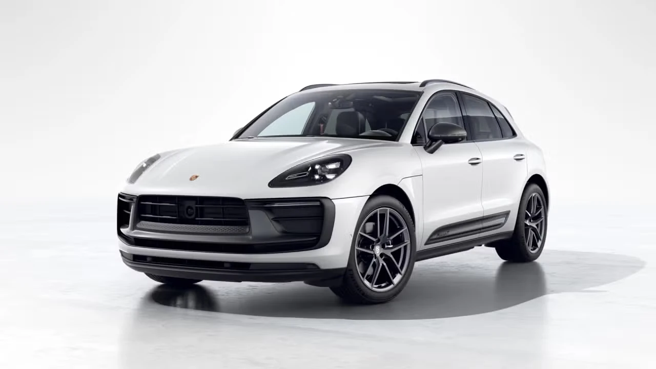 2026 Porsche Macan T - Image 4 of 31