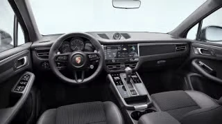 2026 Porsche Macan T - Image 25 of 31