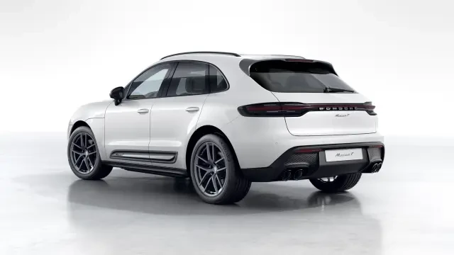 2026 Porsche Macan T - Image 22 of 31