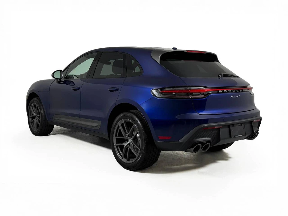 2026 Porsche Macan T - Image 3 of 4