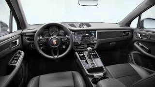 2026 Porsche Macan T - Image 25 of 31