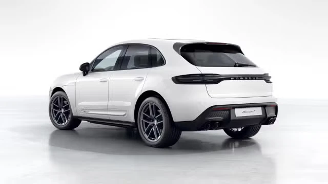 2026 Porsche Macan T - Image 18 of 31
