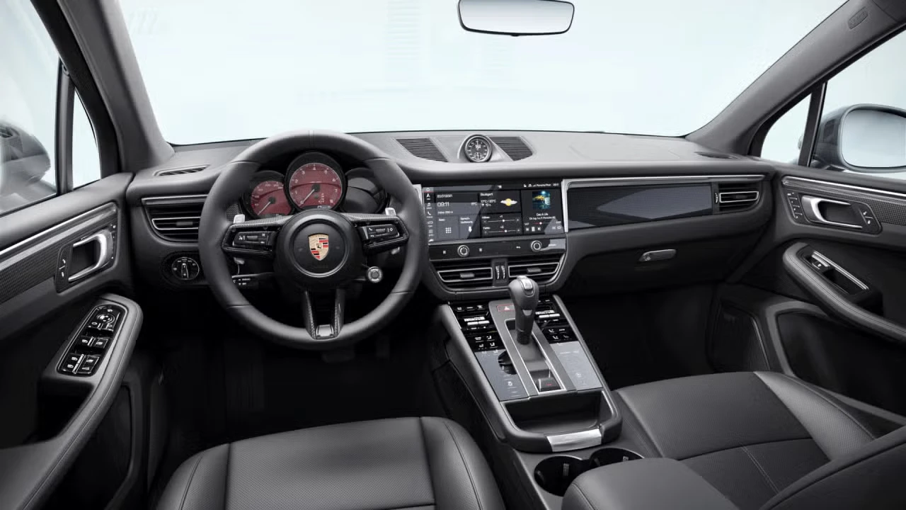2026 Porsche Macan T - Image 28 of 31