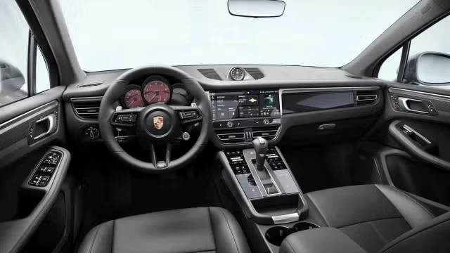 2026 Porsche Macan T - Image 26 of 31