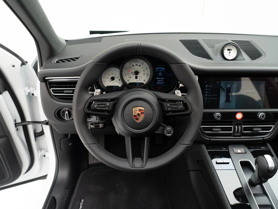 2026 Porsche Macan T - Image 31 of 31