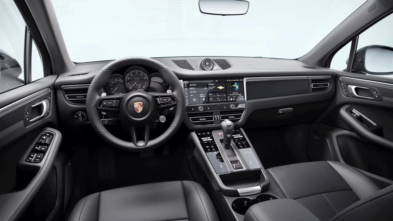2026 Porsche Macan T - Image 28 of 31