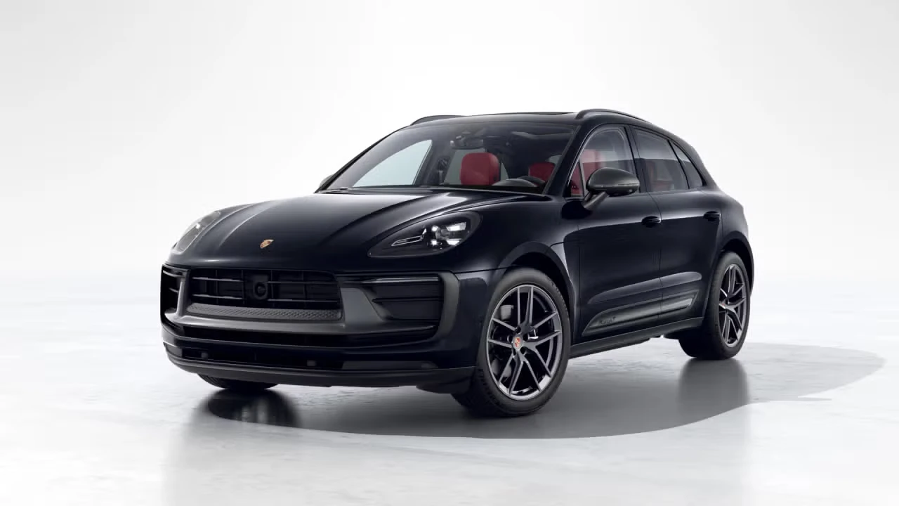 2026 Porsche Macan T - Image 4 of 31