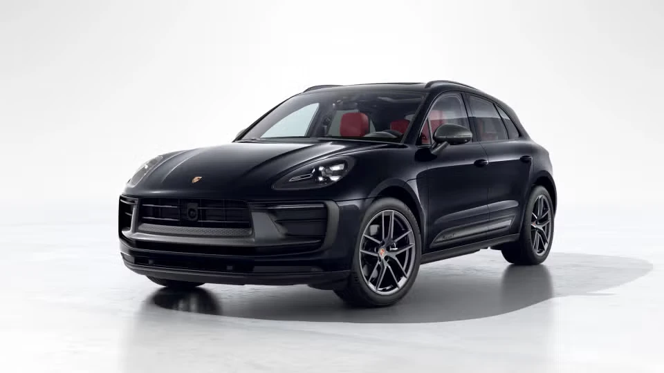 2026 Porsche Macan T - Image 3 of 31