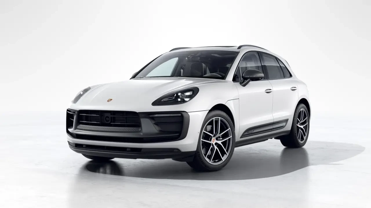 2026 Porsche Macan T - Image 8 of 31