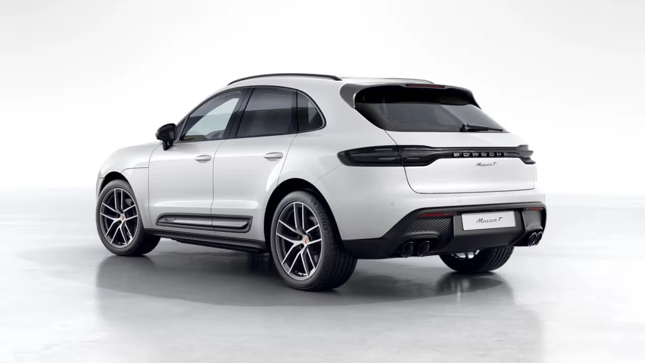 2026 Porsche Macan T - Image 20 of 31