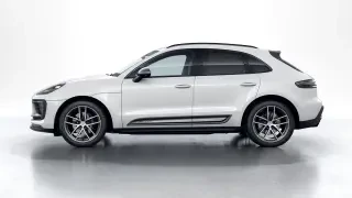 2026 Porsche Macan T - Image 13 of 31