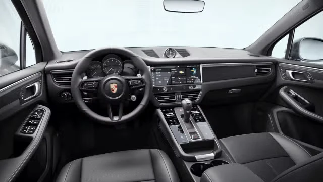 2026 Porsche Macan T - Image 26 of 31