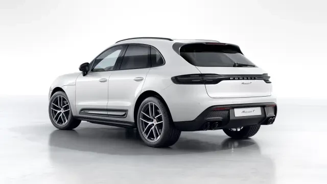 2026 Porsche Macan T - Image 22 of 31
